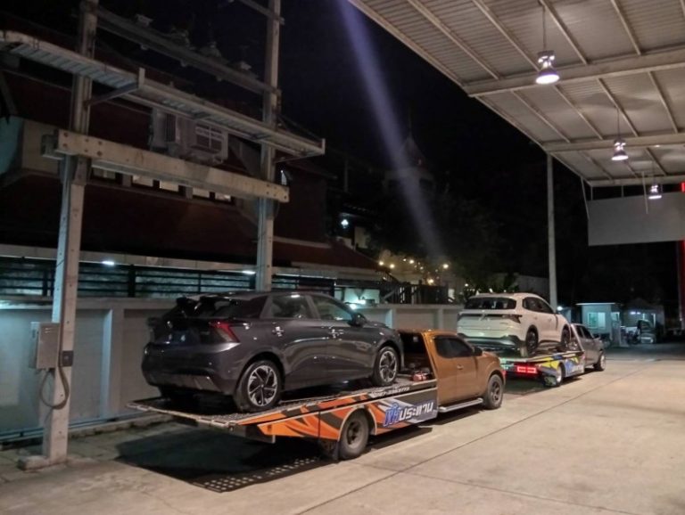 รถยกสี่แยกเพชรเกษม-กาญจนาภิเษก